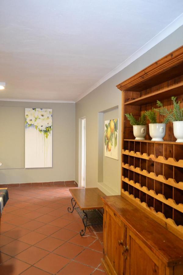 By The Way Guesthouse Clarens Extérieur photo